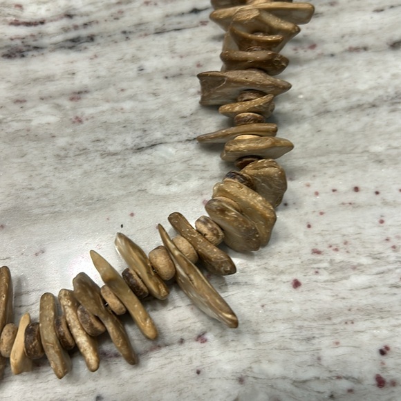 Vintage Raw Coconut Shell Necklace - Picture 4 of 7